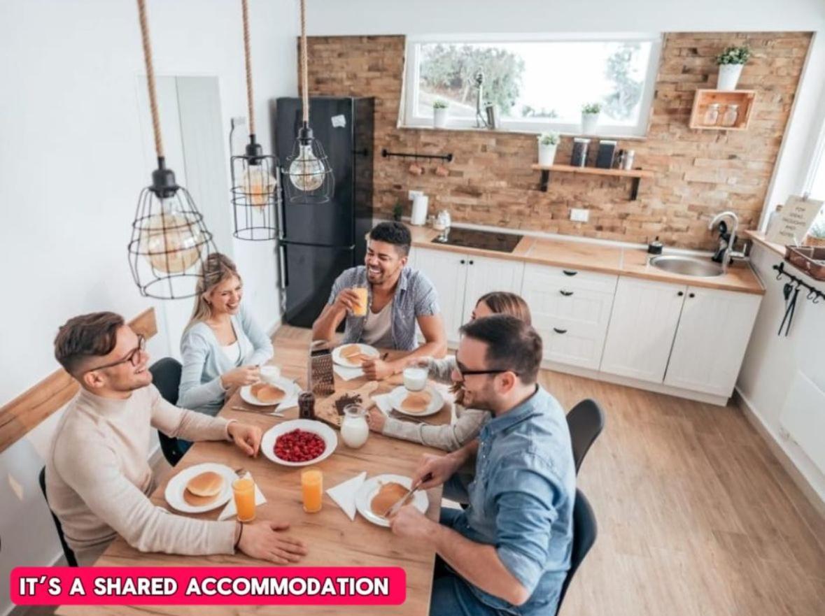 לידס *Rf9Bc* For Your Most Relaxed & Cosy Stay + Free Parking + Free Fast Wifi * מראה חיצוני תמונה