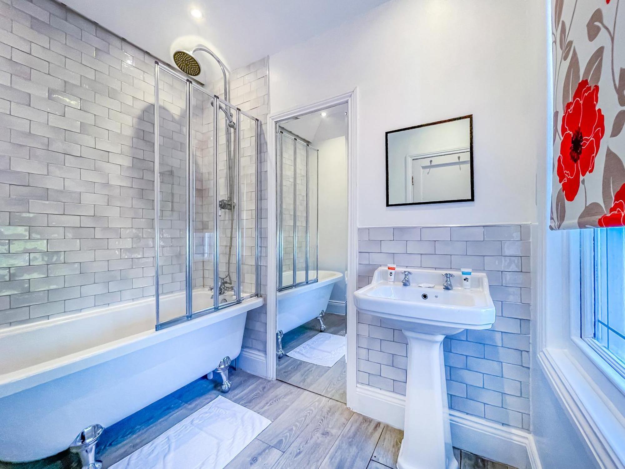 לידס *Rf9Bc* For Your Most Relaxed & Cosy Stay + Free Parking + Free Fast Wifi * מראה חיצוני תמונה